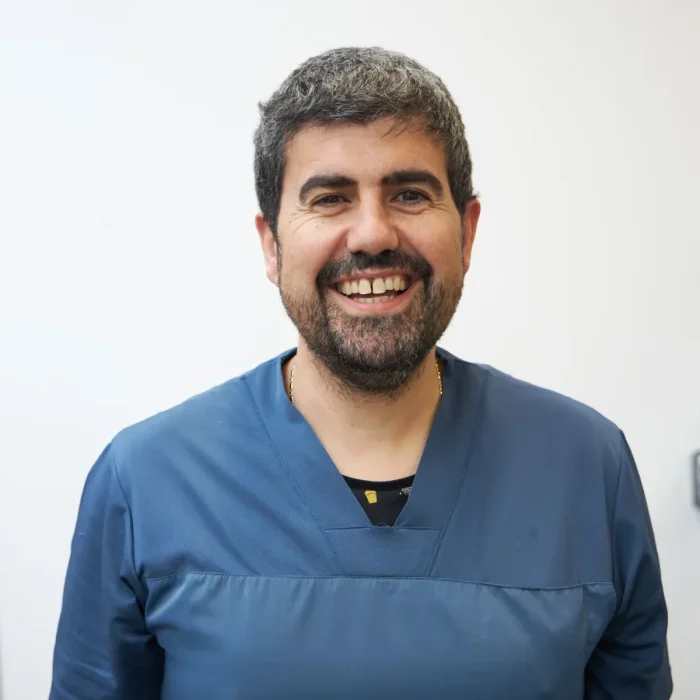 omar-marin-animalons-clinica-veterinaria